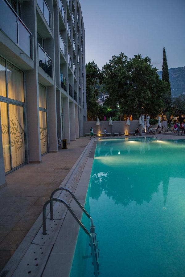 Hotel Tara Becici Будва Екстериор снимка