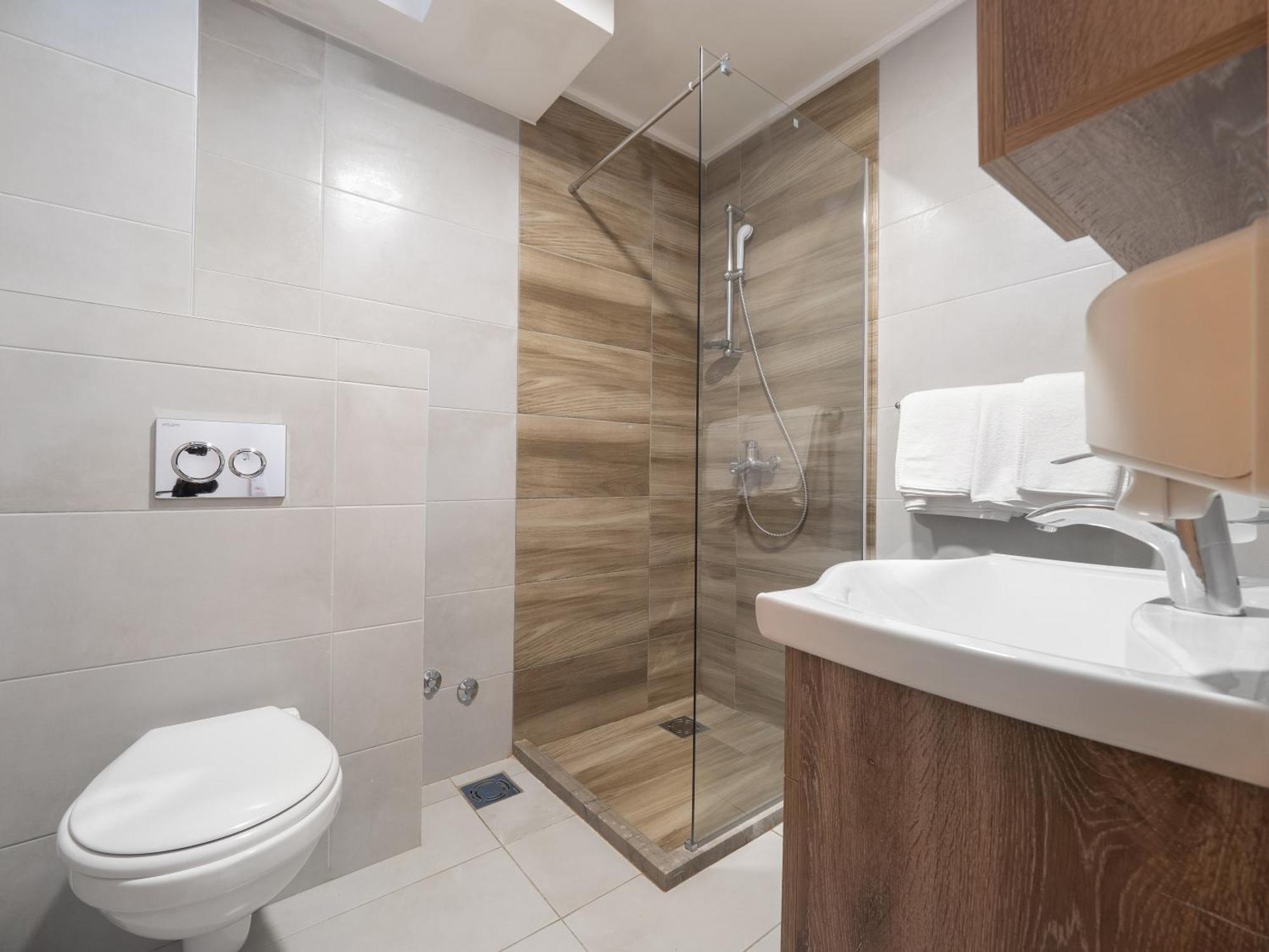 Hotel Tara Becici Будва Екстериор снимка